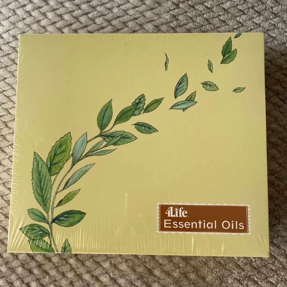 4Life Essential Oil Set
